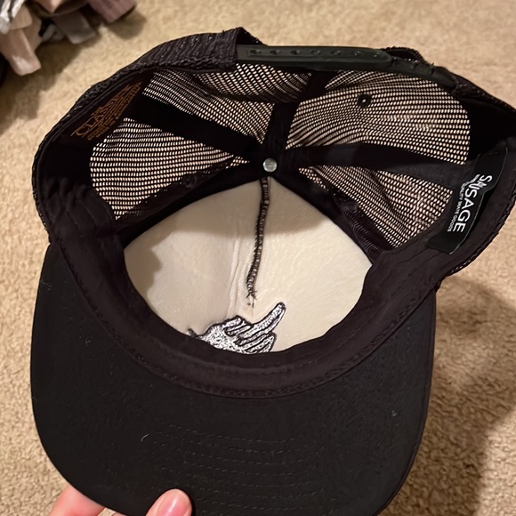 Middle finger hat - Picture 3 of 5